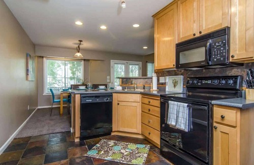 Midvale House | Large Home Near Big Cottonwood * Hot Tub * Park