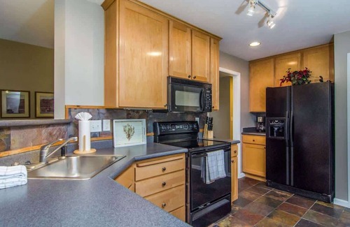 Midvale House | Large Home Near Big Cottonwood * Hot Tub * Park