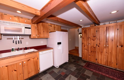 Conway House | Large House in Conway, NH, Close to Association Beach, Firepit, Dog Friendly