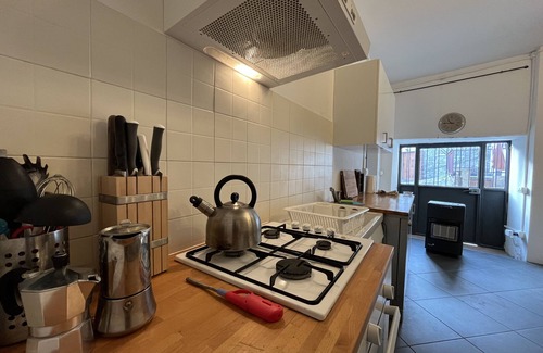 Toano House | Large house with shared pool, sleeps up to 12, wonderful mountain setting