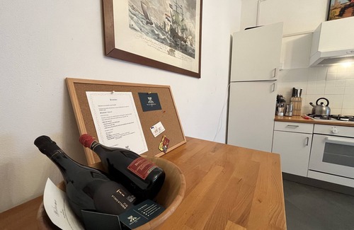 Toano House | Large house with shared pool, sleeps up to 12, wonderful mountain setting