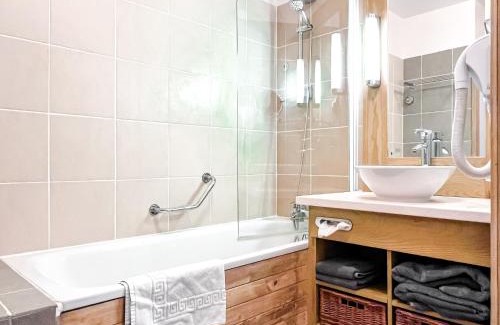 Flaine Apartment | Large one-bedroom apartment, wheelchair adapted, Les Terrasses d'Eos