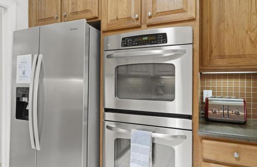 Palm Coast House | Large Palm Coast Pool Paradise - Family Gatherings