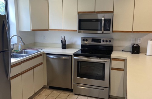 Grenelefe House | Large peaceful townhome, backs to open green space, short drive to theme parks!