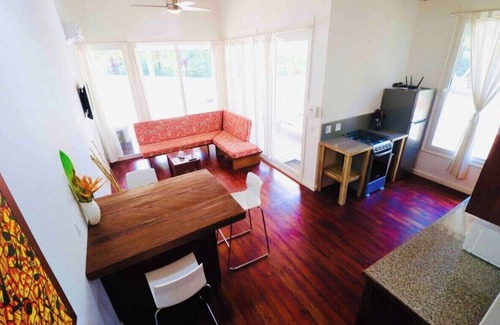 Antoneys Cay Hotel | Large private property 2 mins to the Beach