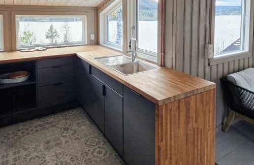 Steinsetbygdi House | Large Secluded Cabin With Spa And View In Valdres