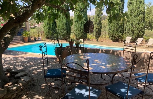 Le Pradet Villa | Large villa with pool, 1.5 kms from the beach. 10 people max