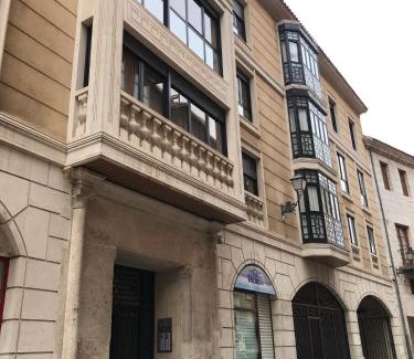 Valladolid City Centre Apartment | Las 5 Bes- Estudio bed&breakfast