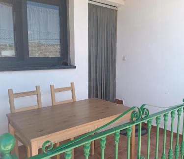 Alcala del Jucar House | Las Cuevas Del Abismo