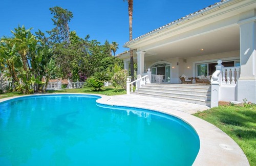 Marbella Villa | LAS MERINAS VILLA ASYA