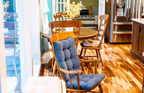 Moneta House | Laslie lake house