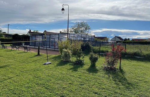 Givarlais Cottage | LAULIVIER-Piscine Campagne Gite 15 persons