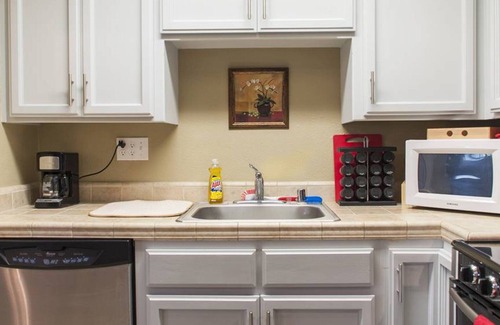 Clovis House | Launchpad to Adventure and Relaxation