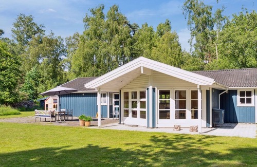 Rrvig House | "Launo" - 1.1km to the fjord by Interhome