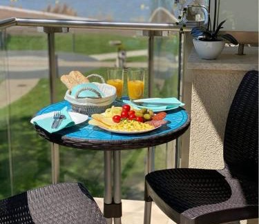 Velence Apartment | Laura apartman Velence