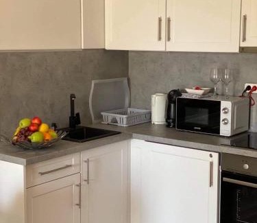 Velence Apartment | Laura apartman Velence