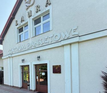 Belchatow Bed & Breakfast | Laura