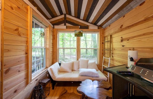 Snellville Other | Laurel Falls Adventure Cabin Retreat