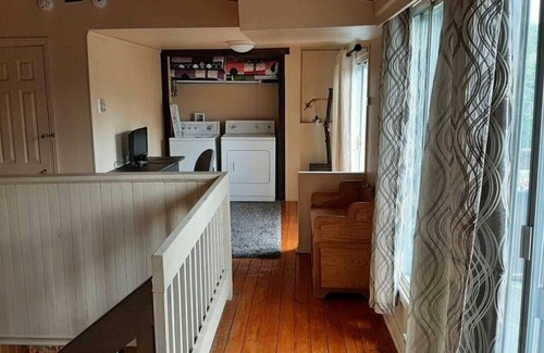 St-Adolphe-d'Howard Cottage | Laurentian's Cott Adventure, 5Br, Lake, JacuZ, BBQ