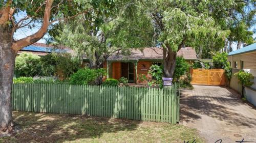 Aldinga Beach House | Lavender Cottage By Wine Coast Holidays