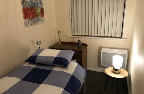 Sowerby Cottage | Lavender Cottage - Thirsk Town w. Private Parking