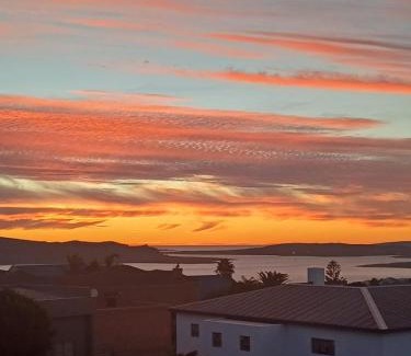 Langebaan Apartment | Lavender Lane! Studio cottage!