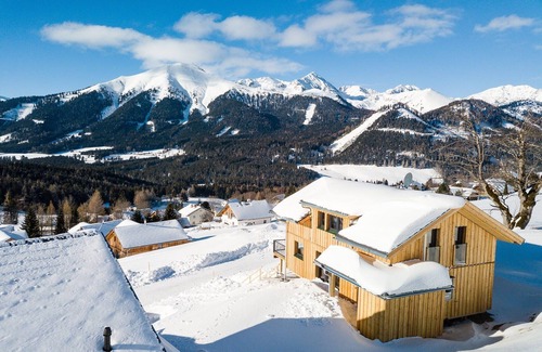 Hohentauern Ski Chalet | Lavish chalet with sauna near ski-slope