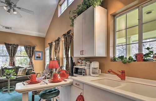 Sonora House | Lavish Sonora Suite on 10 Acres w/ Shared Pool!
