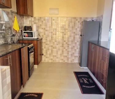 Ngara West Hotel | Lawrence place