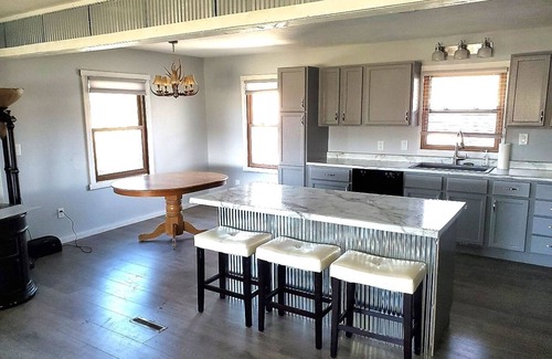 Lake Andes Cabin | Lazy BW Hunting/Fishing Cabin by Pickstown