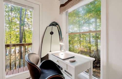 Chapin Cottage | Lazy Creek Cove Cottage on Lake Murray