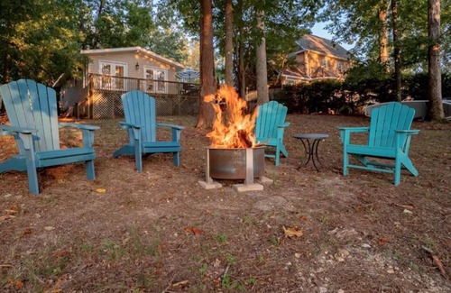 Chapin Cottage | Lazy Creek Cove Cottage on Lake Murray