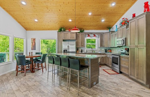 Jasper House | Lazy Daze: 3 BR, 2 BA House in Jasper , Sleeps 11
