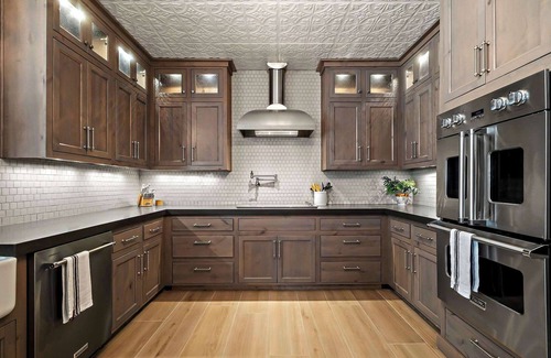 Boerne House | Lazy River Ranch -Events, PIckleball, Billiards, Golf