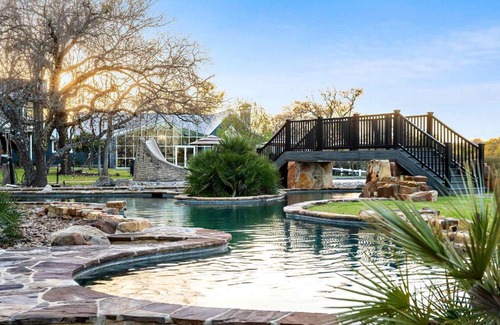 Boerne House | Lazy River Ranch - Lazy River Pool, Golf & Pickleball