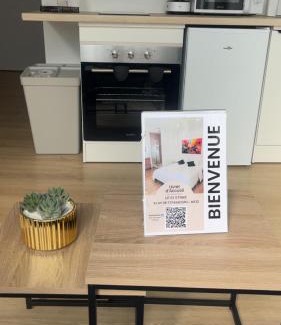 Plantieres Queuleu Apartment | Le 63 Stras' - Proche Gare et Centre-Ville Metz