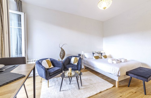 Laval Apartment | Le Béatrix - Studio vue sur la Mayenne