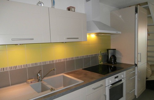 Le Barcares Villa | Le Barcarès - Charming 2BR Villa with Parking, Near Beach and Port