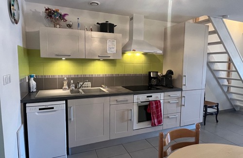 Le Barcares Villa | Le Barcarès - Charming 2BR Villa with Parking, Near Beach and Port