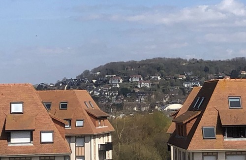Villers-sur-Mer Condo | Le Bellevue