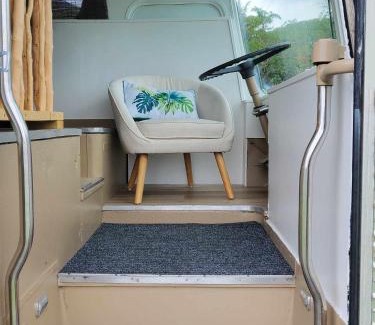 South Province House | Le Big Bus