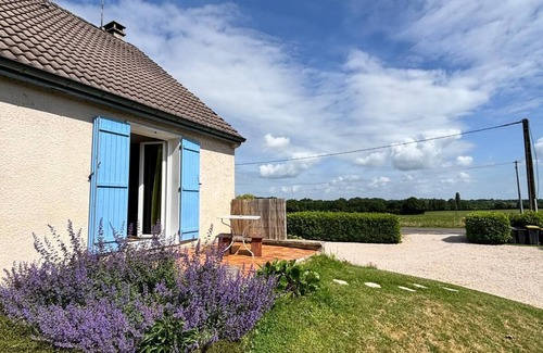 Saint-Etienne-en-Bresse House | Le Bleu de B. Holiday cottage for up to 10 people