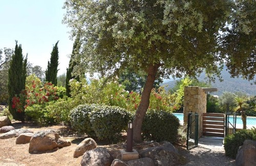 Lozari Villa | Le Bois De Capra Scorsa Villa 3