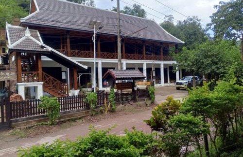 Louangphabang Hotel | Le Charme Pakbeng Villa