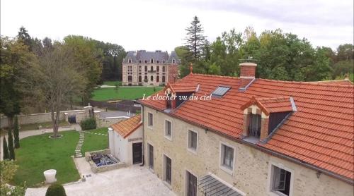Bonnelles Bed & Breakfast | Le Clocher de la Duchesse