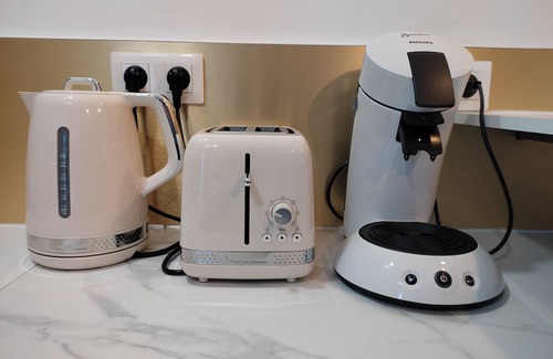 Saint-Aubin-Les-Elbeuf Condo | Le Clos des Feugrais - Calm & Comfort* (in French)