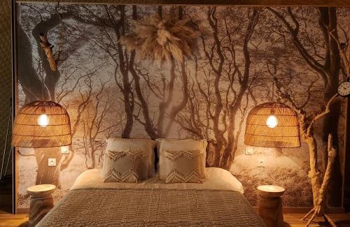 Saint-Jean-d'Elle Cabin | le cocon d'amour " Dôme avec jaccuzi privé "