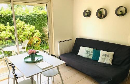 Liffre Apartment | LE COCON - Terrasse - Lumineux - Proche RENNES