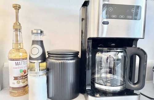 Ste. Foy Apartment | Le Cocooning – with EV Charger (Level 2)