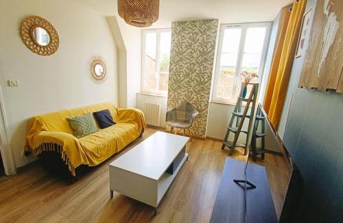 Carentan Apartment | Le Duplex des Arcades - T2 lumineux hypercentre